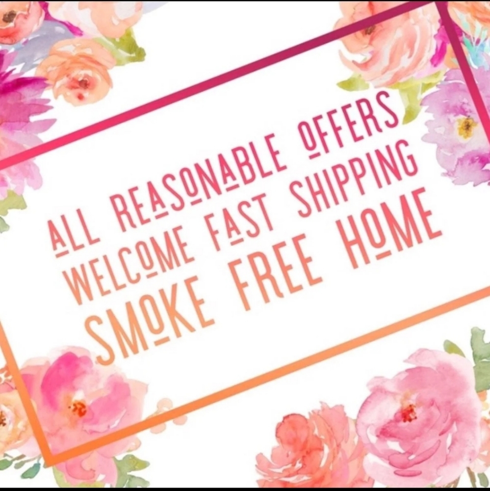 Reasonable offers 👌❤💐